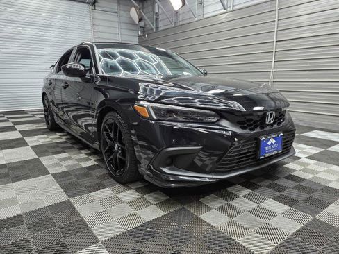 Used 2024 Honda Civic Sport image 4