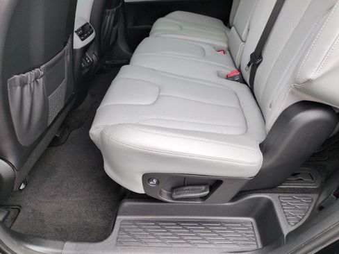 Used 2025 Hyundai Palisade SEL AWD/4WD image 26