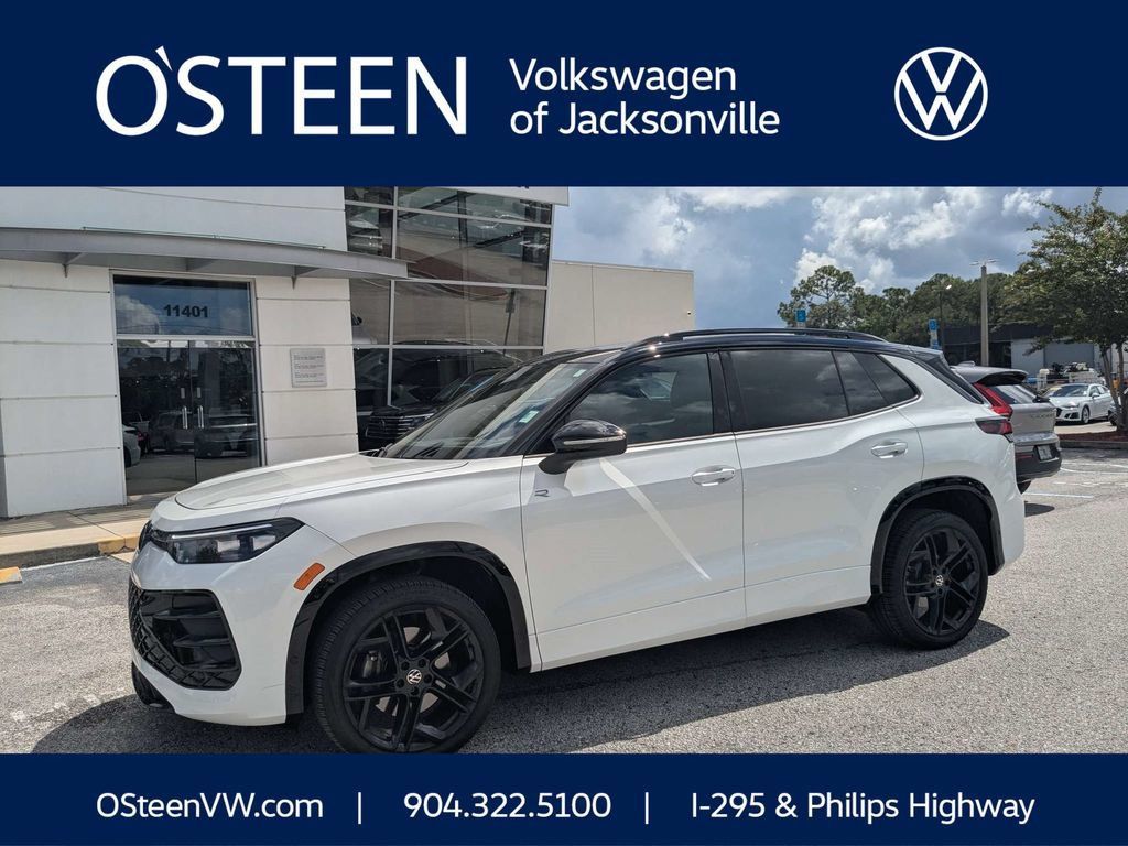 Certified 2025 Volkswagen Tiguan SE R-Line AWD/4WD image 1