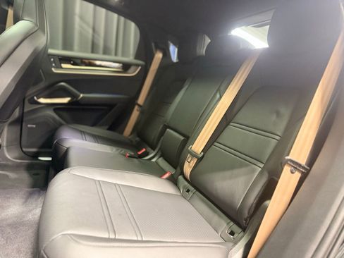New 2026 Porsche Cayenne S AWD/4WD image 8