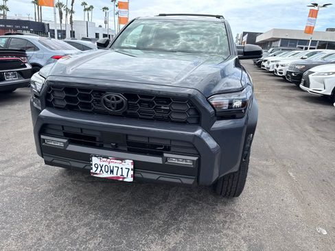 Used 2026 Toyota 4Runner TRD Off-Road AWD/4WD image 3