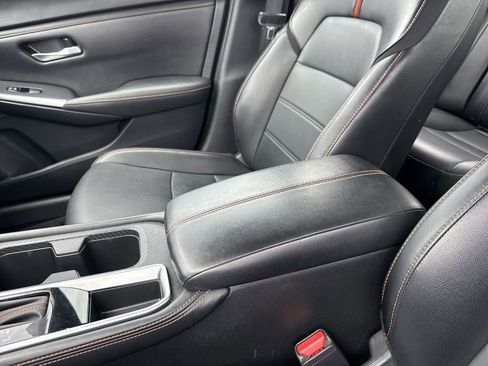 Used 2023 Nissan Sentra SR w/ SR Premium Package FWD image 25
