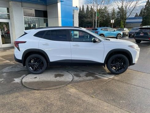 New 2026 Chevrolet Trax ACTIV w/ Driver Confidence Package image 10