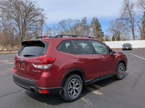 Used 2012 Subaru Forester 2.5X Premium w/ All-Weather Pkg image 4