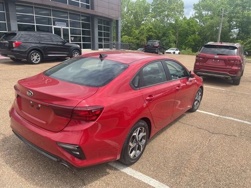 Used 2021 Kia Forte LXS FWD image 21