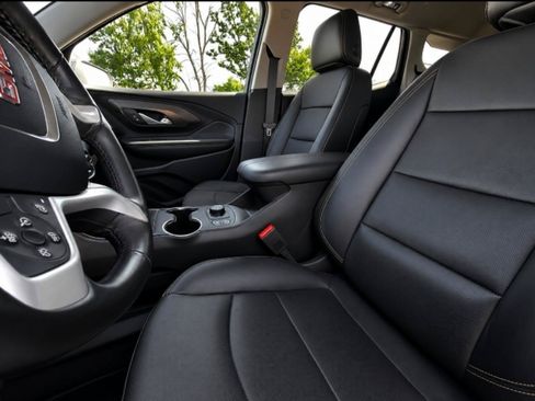 Used 2019 GMC Terrain SLT w/ Preferred Package AWD/4WD image 6