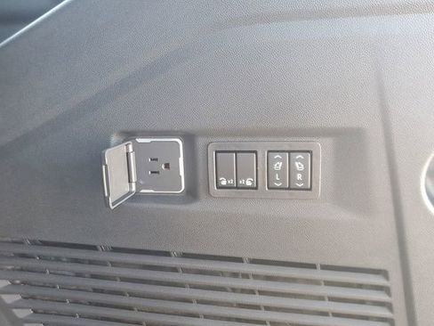 New 2026 Chevrolet Tahoe High Country image 6