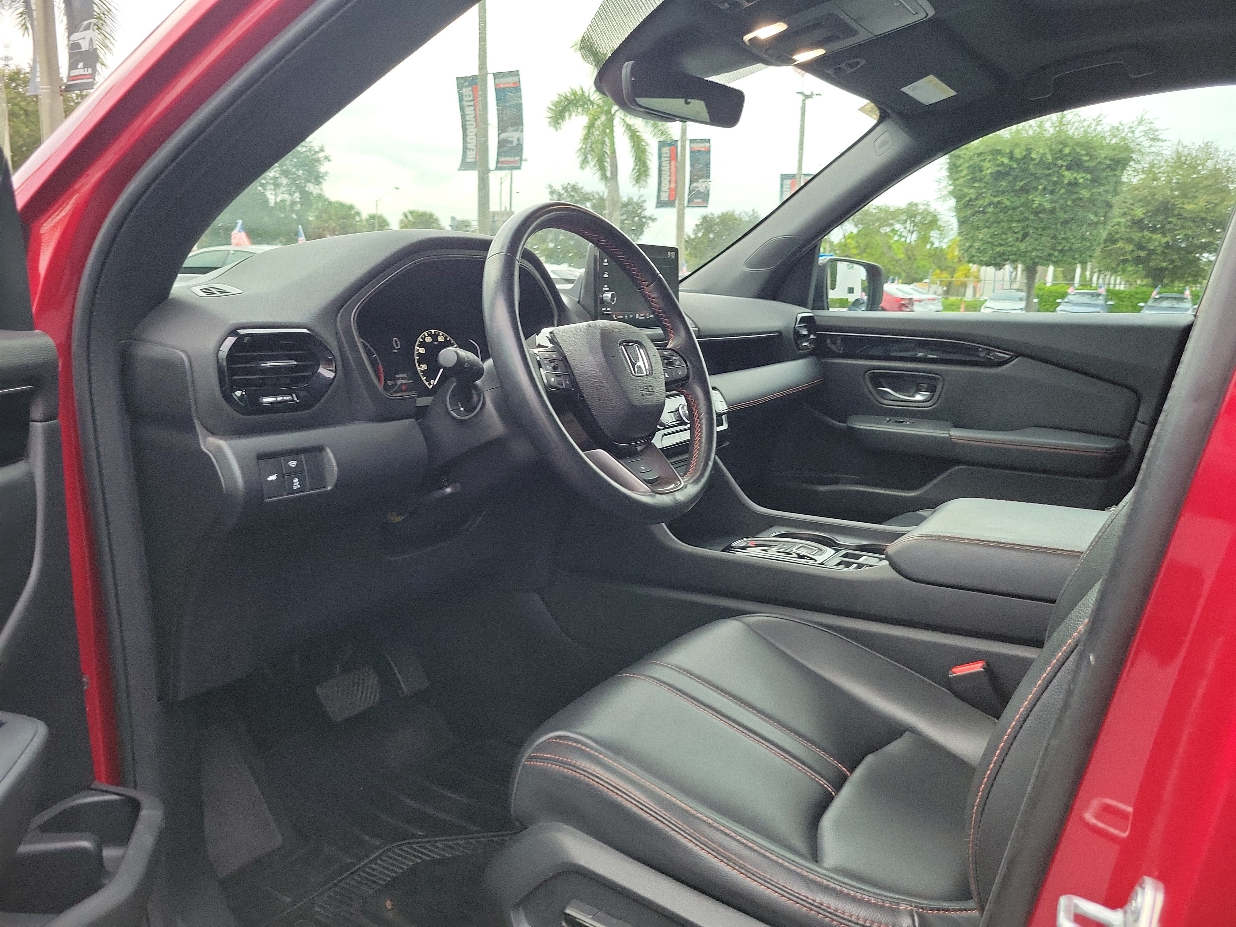 Used 2024 Honda Pilot TrailSport image 19