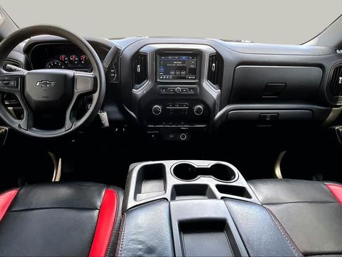 Used 2019 Chevrolet Silverado 1500 Custom Trail Boss w/ Custom Convenience Package AWD/4WD image 15