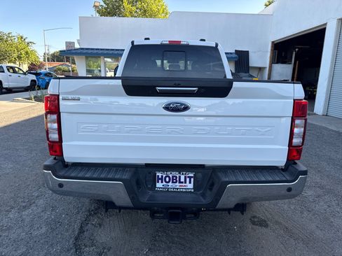 Used 2020 Ford F350 Lariat w/ Chrome Package AWD/4WD image 4