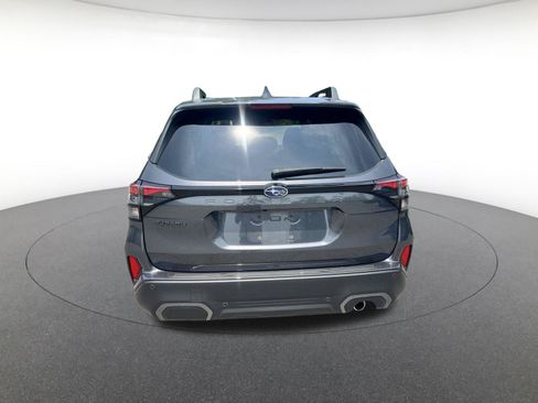 Used 2025 Subaru Forester Limited AWD/4WD image 6