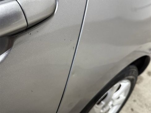 Used 2011 MAZDA MAZDA3 i Touring image 32