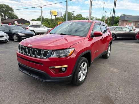 Used 2021 Jeep Compass Latitude w/ Convenience Group AWD/4WD image 7