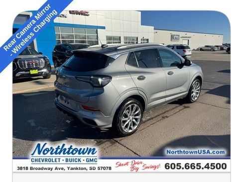 Used 2025 Buick Encore GX Avenir w/ Avenir Technology Package image 8