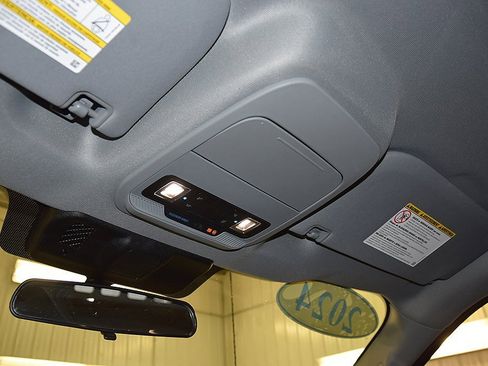 Used 2024 Ford F250 XLT w/ 360-Degree Camera Package image 28