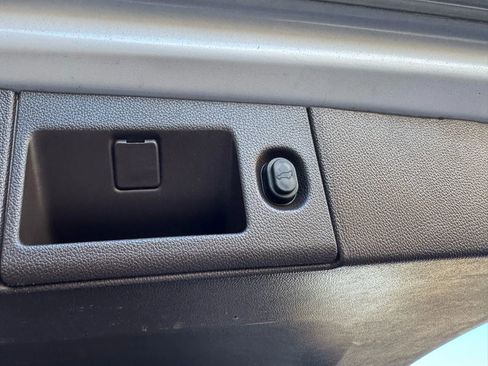 Used 2019 GMC Yukon XL Denali w/ Denali Ultimate Package image 22