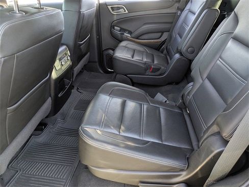 Used 2019 GMC Yukon Denali w/ Denali Ultimate Package image 18