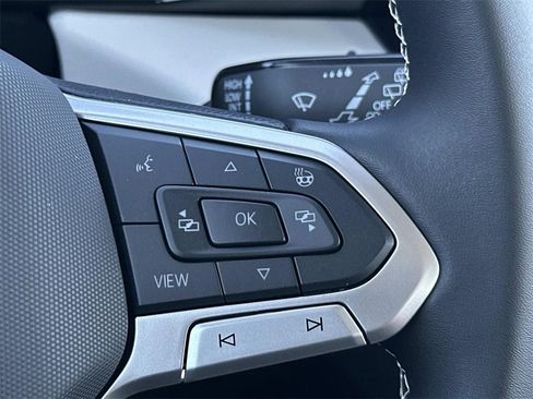 New 2026 Volkswagen Taos S image 19