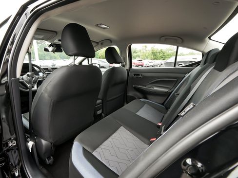 Used 2025 Nissan Versa SV w/ Trunk Package FWD image 36