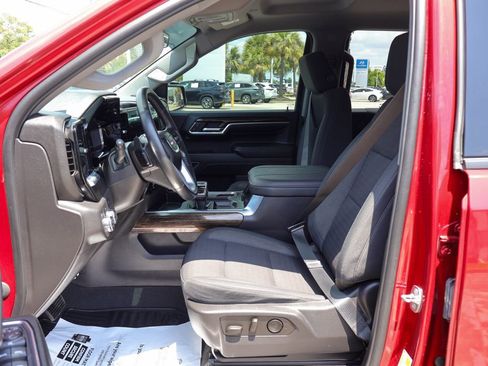 Used 2024 GMC Sierra 1500 Elevation AWD/4WD image 8