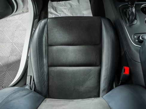 Used 2019 Dodge Durango R/T w/ Technology Group image 33