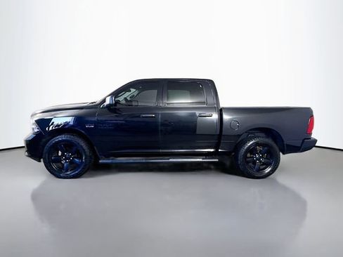 Used 2018 RAM 1500 Express w/ Black Ram 1500 Express Group AWD/4WD image 9