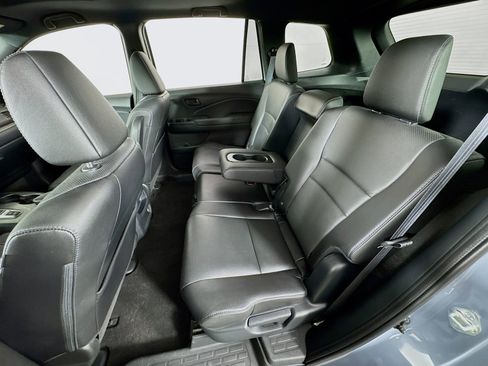 Used 2023 Honda Passport EX-L image 18