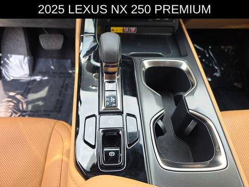 Used 2025 Lexus NX 250 FWD w/ Towing Package (2000 Lbs) image 26