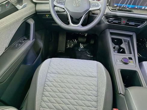 New 2026 Volkswagen Tiguan S image 23