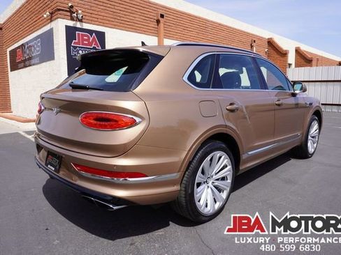 Used 2021 Bentley Bentayga image 68