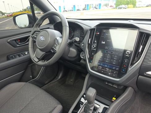 Used 2025 Subaru Forester Premium AWD/4WD image 21