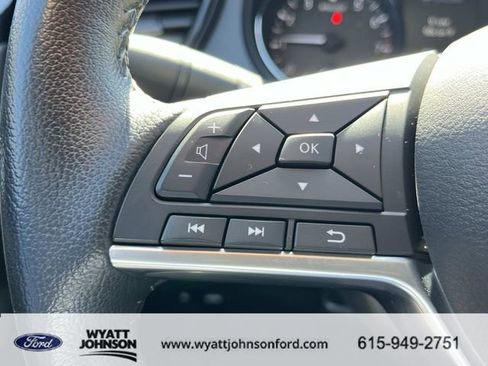 Used 2022 Nissan Rogue Sport SV w/ Technology Package image 29