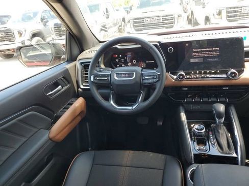 New 2026 GMC Canyon AT4 AWD/4WD image 13