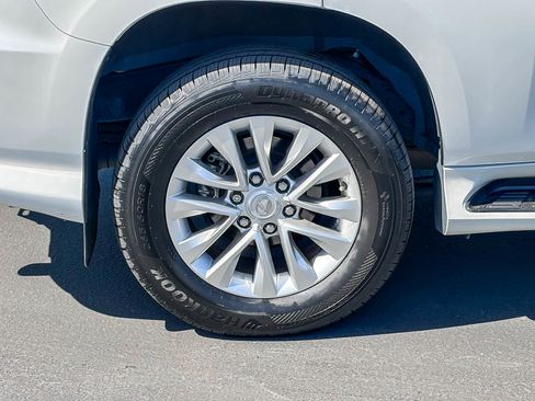 Certified 2023 Lexus GX 460 Premium w/ Premium Plus Package AWD/4WD image 10