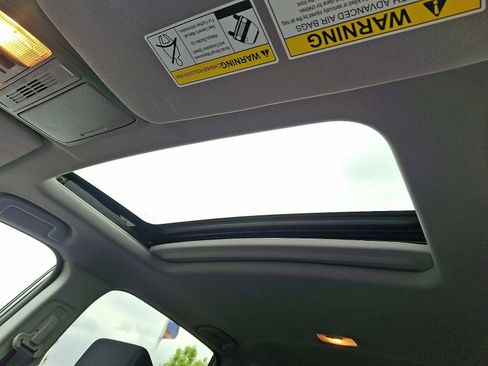 Used 2019 Honda CR-V EX image 14