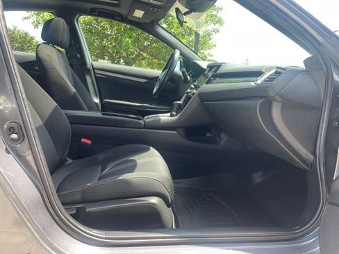 Used 2020 Honda Civic EX image 13