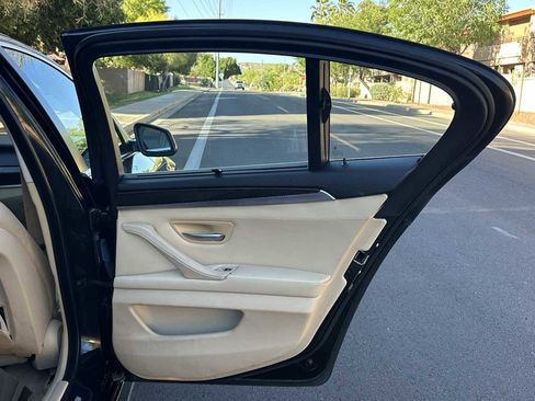 Used 2013 BMW 528i Sedan image 44