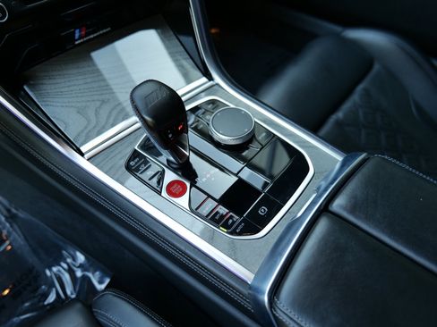 Used 2022 BMW M8 Competition image 33