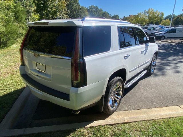 Used 2018 Cadillac Escalade Luxury w/ LPO, Radiant Package AWD/4WD image 33
