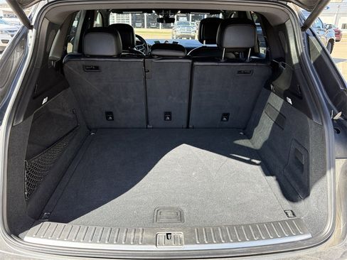 Used 2019 Porsche Cayenne image 31