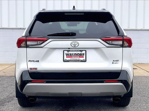 Used 2025 Toyota RAV4 XSE image 5