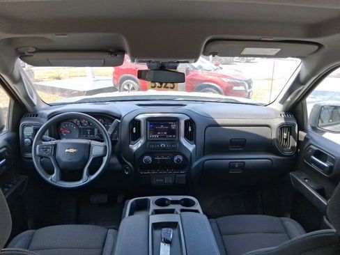Used 2026 Chevrolet Silverado 1500 Custom RWD image 11