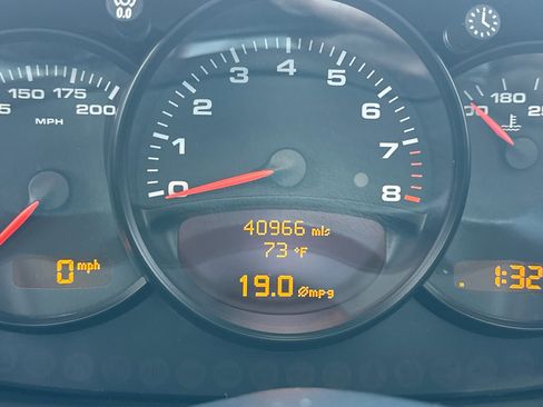 Used 2004 Porsche 911 Carrera RWD image 35