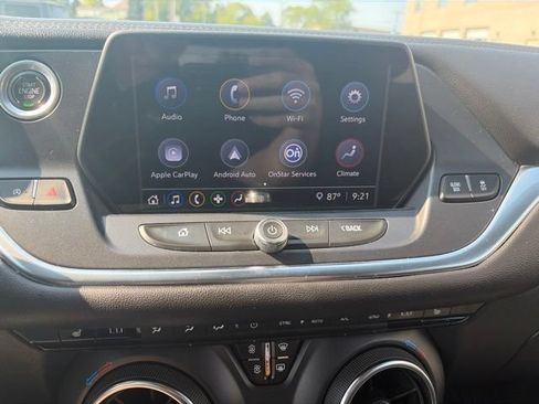 Used 2022 Chevrolet Blazer LT FWD image 11