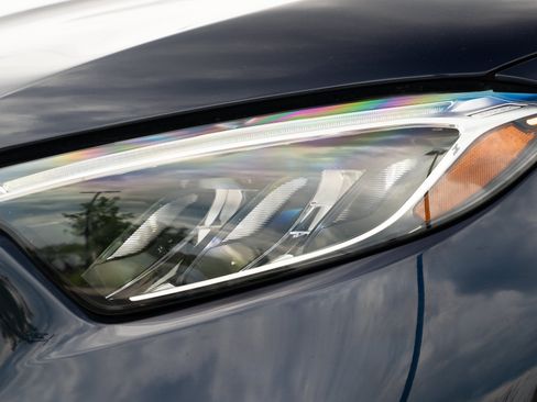 Used 2024 Mercedes-Benz GLC 300 4MATIC image 39