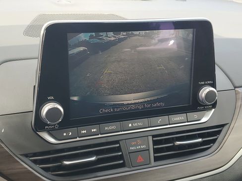 Certified 2024 Nissan Altima 2.5 SV FWD image 22
