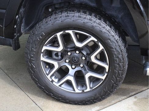 Used 2025 RAM 1500 Laramie w/ Sport Appearance Package AWD/4WD image 37