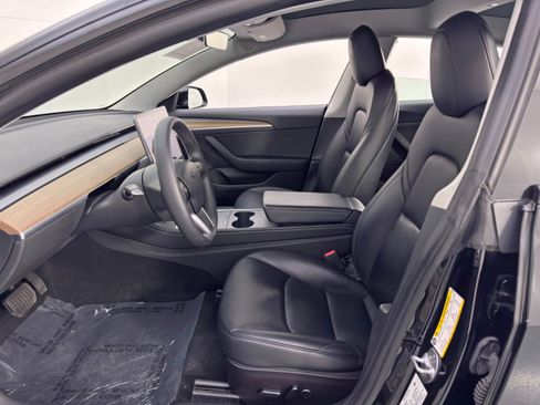 Used 2022 Tesla Model 3 Long Range image 17
