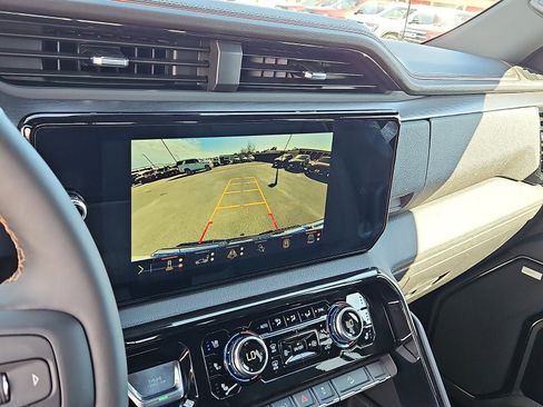 New 2026 GMC Sierra 1500 AT4 w/ AT4 Premium Package image 17