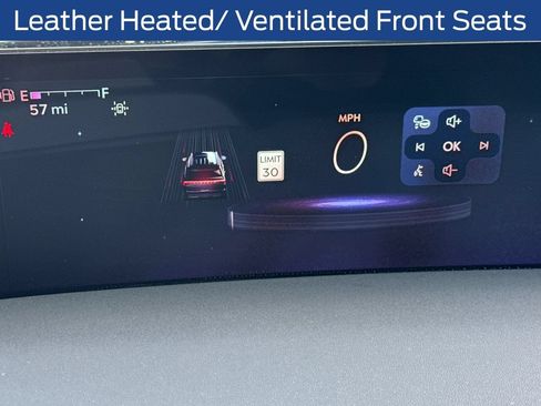 Used 2025 Lincoln Navigator Reserve AWD/4WD image 33